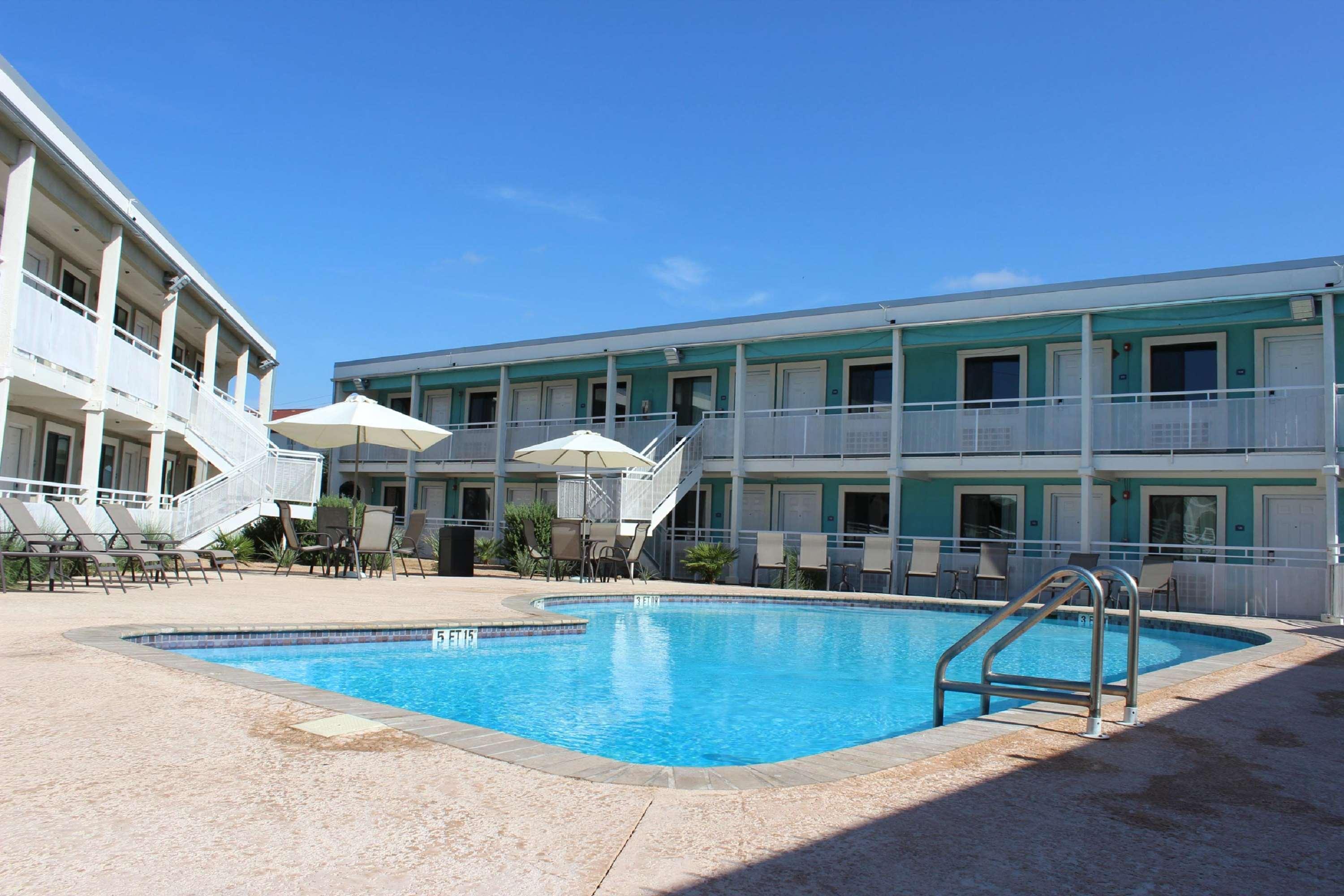 Laredo Hotel Inn Hotel 3*